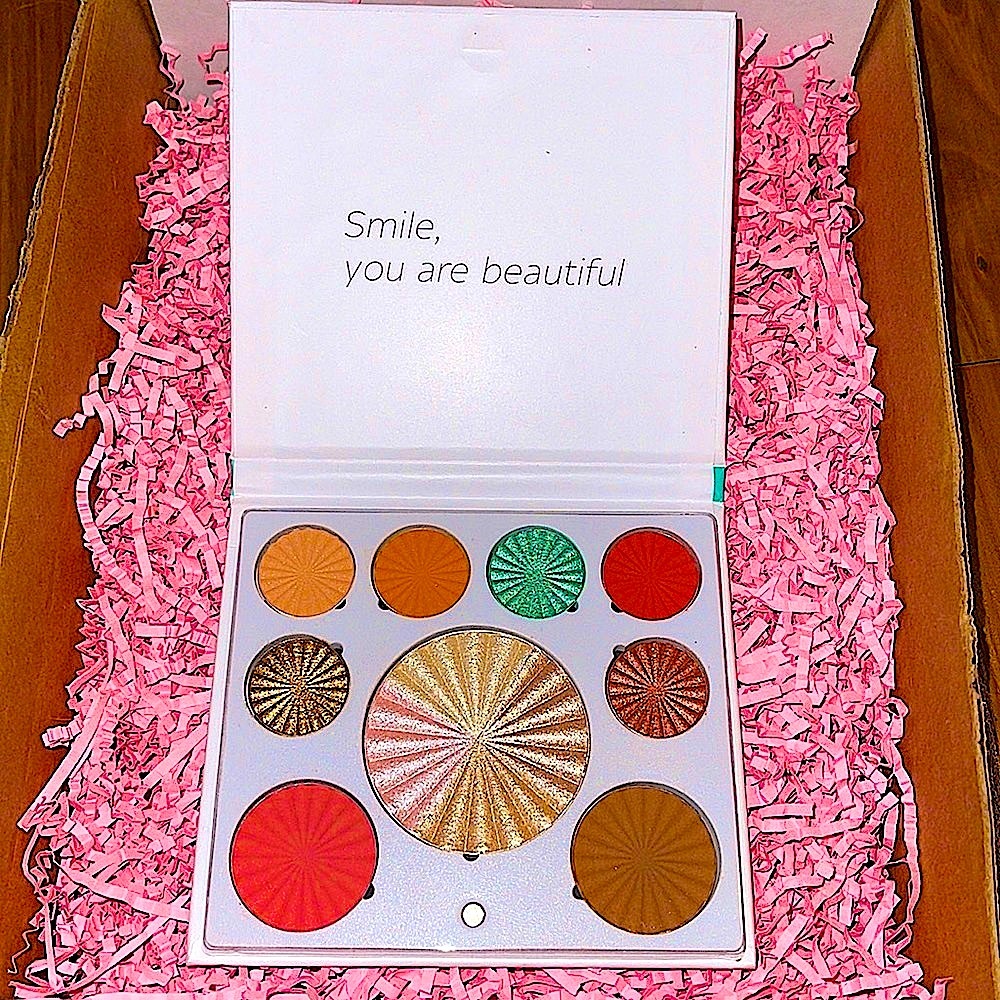🆕🌿OFRA: “GOOD TO GO” MINI MIX FACE PALETTE